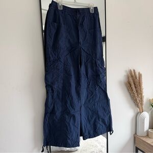 Aerie High Waisted Go-For-It Cargo Navy Pants - Size M - Navy Blue